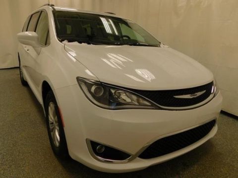 New 2019 Chrysler Pacifica Touring L